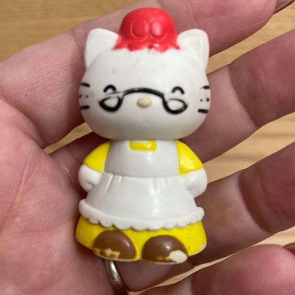 HELLO KITTY & Friends Family Figures w Glasses Set 5 PVC Sanrio 2012 Cake Topper - Picture 2 of 8